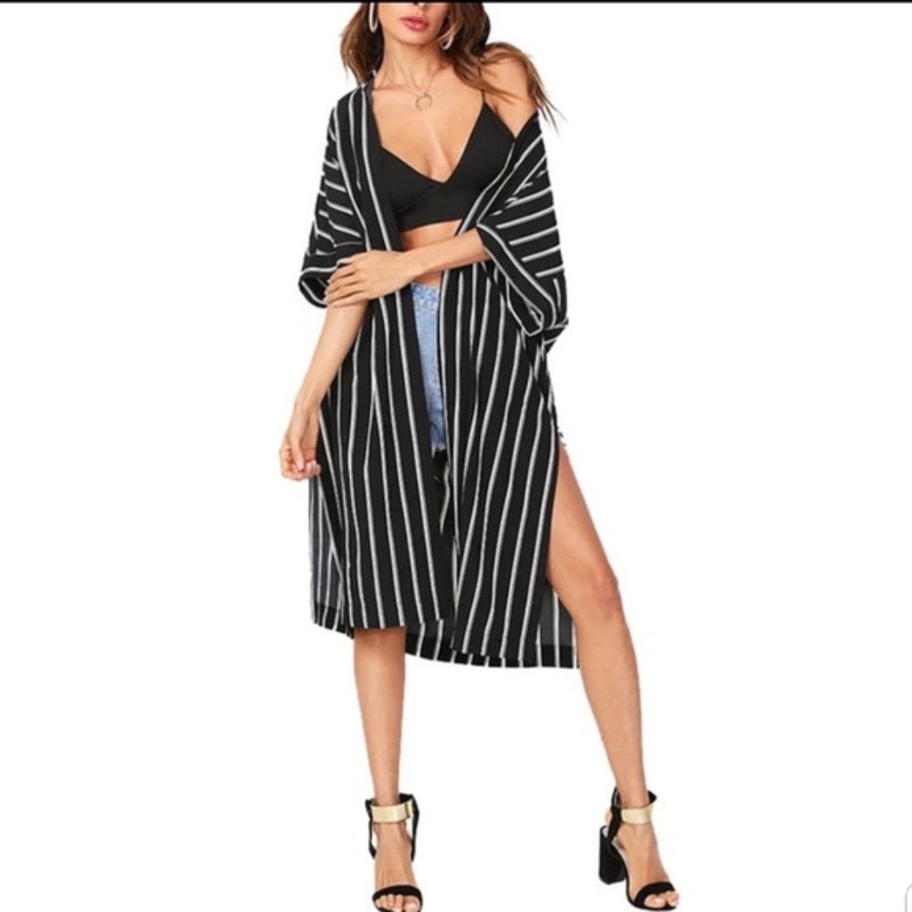 Casual Kimono Black White Women Cover up 👙🕶👒